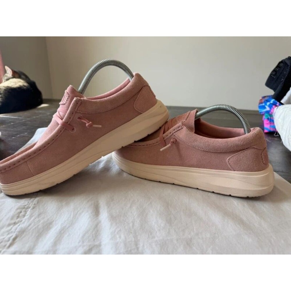 Hey Dude Wendy Comf Suede Rose Pink Women’s Size 10 Slip On Shoes